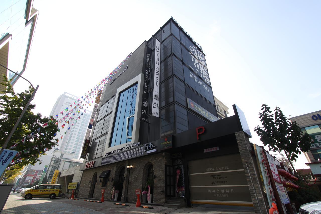 February Hotel Hwanggeum 大邱 エクステリア 写真