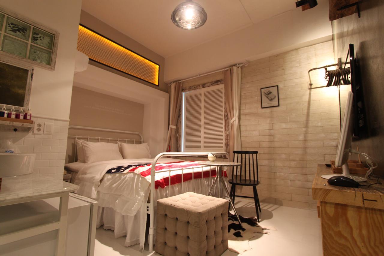 February Hotel Hwanggeum 大邱 エクステリア 写真