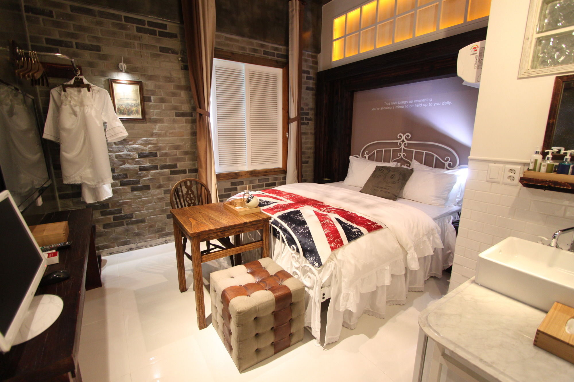 February Hotel Hwanggeum 大邱 エクステリア 写真