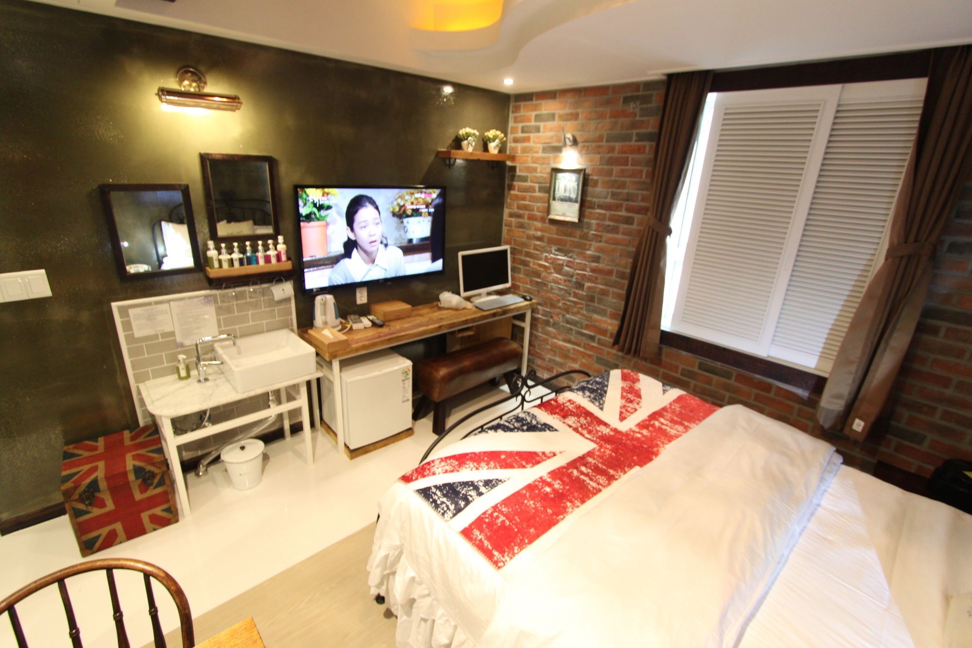 February Hotel Hwanggeum 大邱 エクステリア 写真